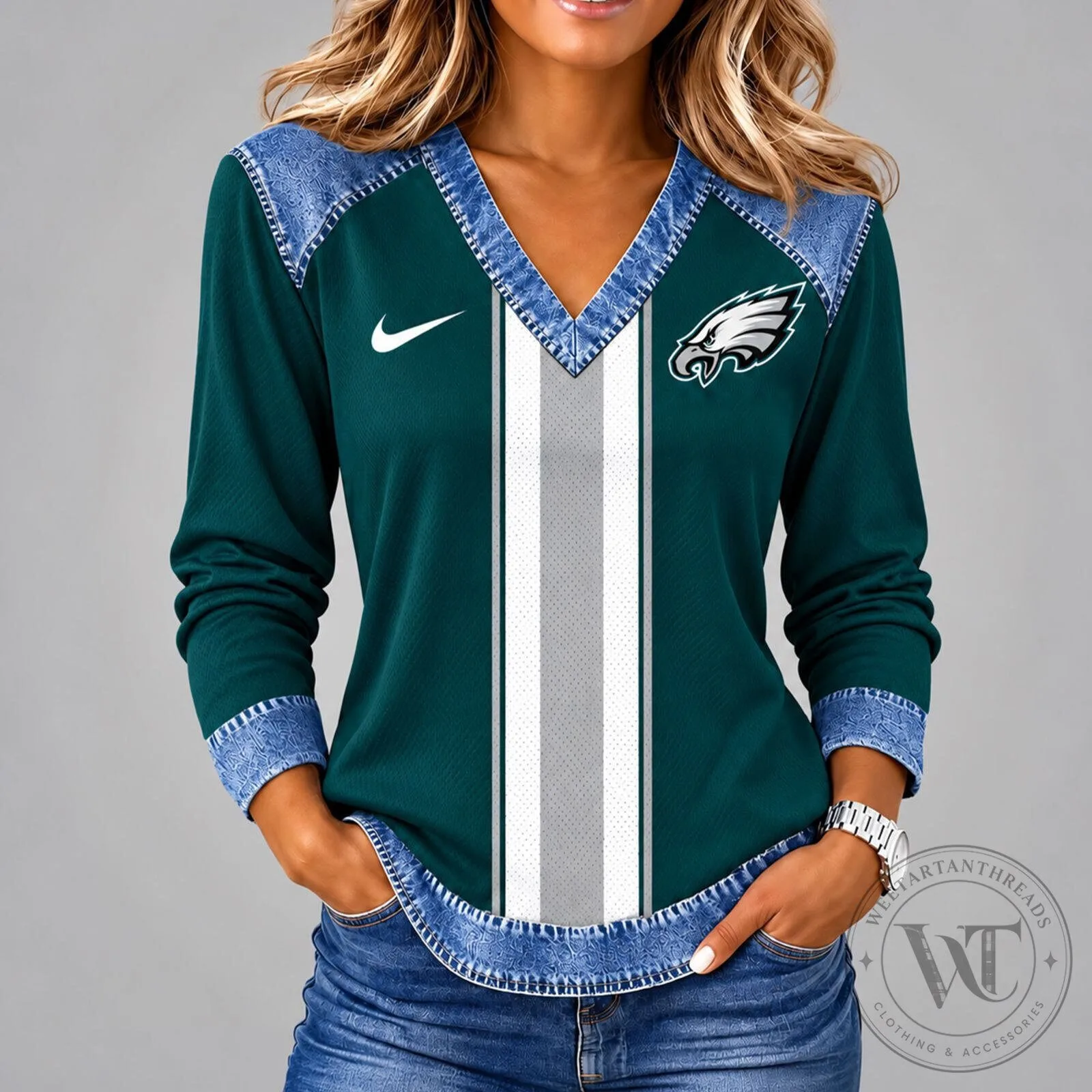 Philadelphia Eagles Women's Classic Vintage Long Sleeve V-Neck Shirt